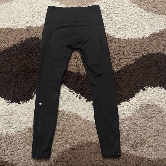 Lululemon Keep The Fleece Tight Sz 6 *28" In Black - Picture 6 of 8
